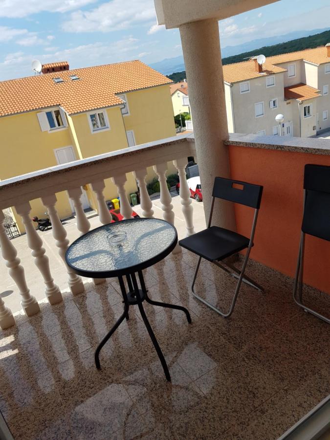 Apartmani Vrdoljak Malinska Exterior photo